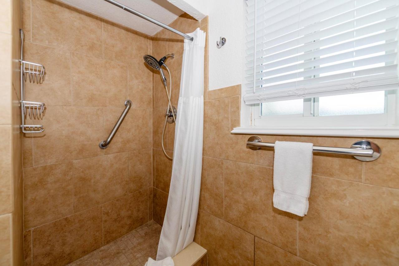 Tropic Isle Boutique Hotel Hollywood Extérieur photo